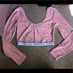 NWT Victoria Secret velvet Top